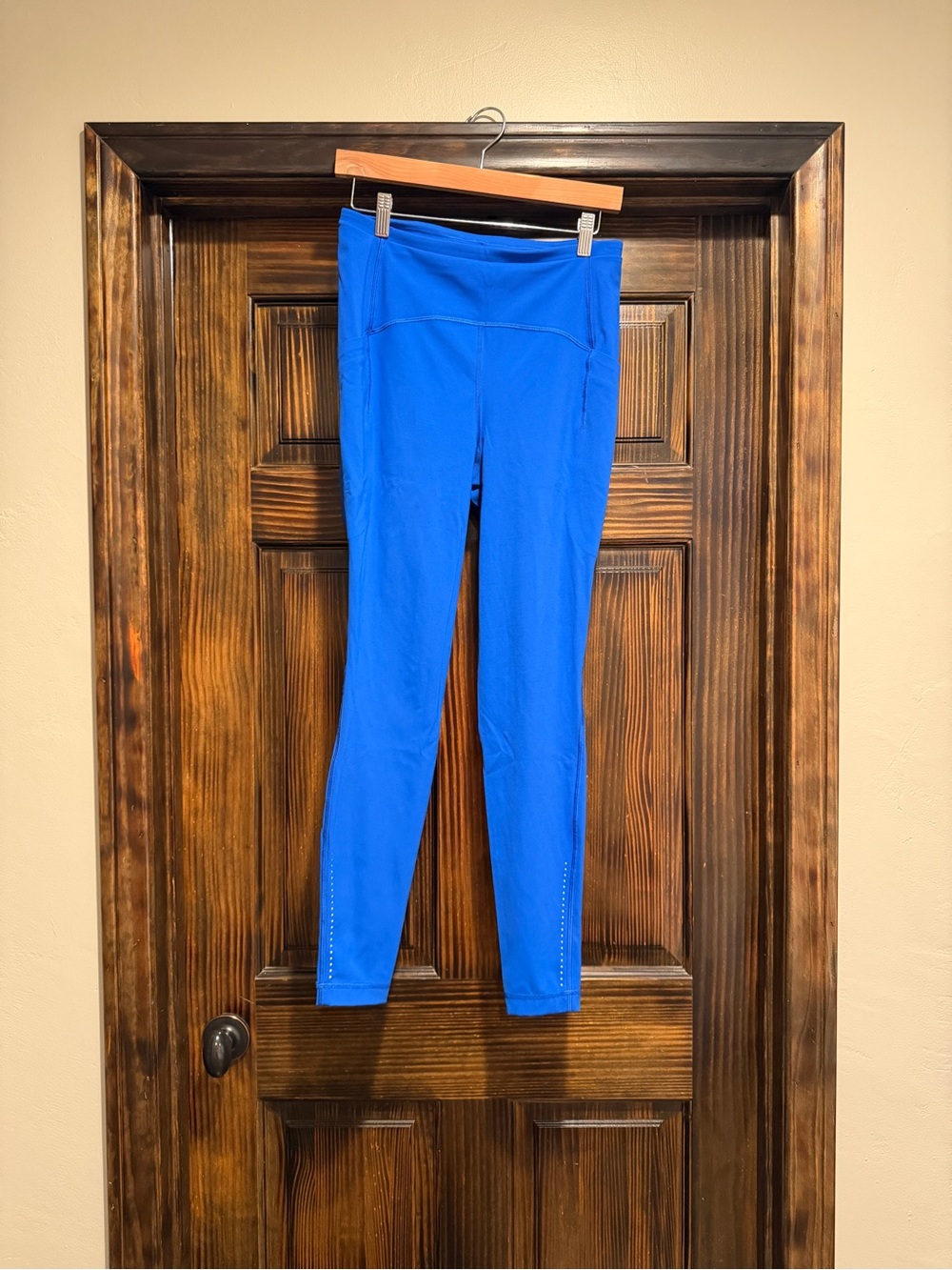 Lululemon bright blue high rise leggings